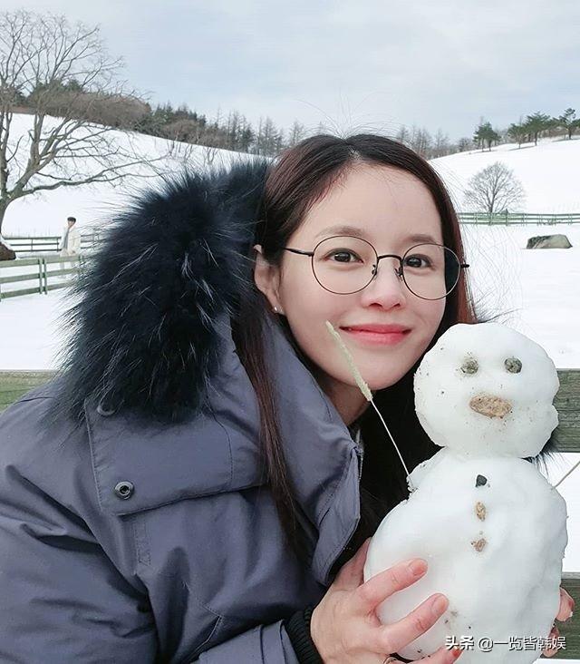 李英雅最新動態(tài)，多方觀點分析與個人立場闡述揭秘