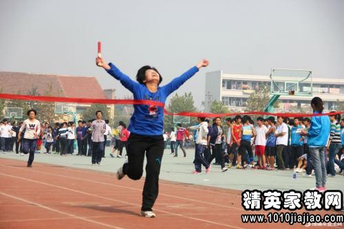 運(yùn)動(dòng)會(huì)加油稿最新與小巷特色小店探秘揭秘