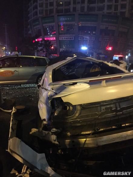 車禍背后的故事，自然美景治愈之旅