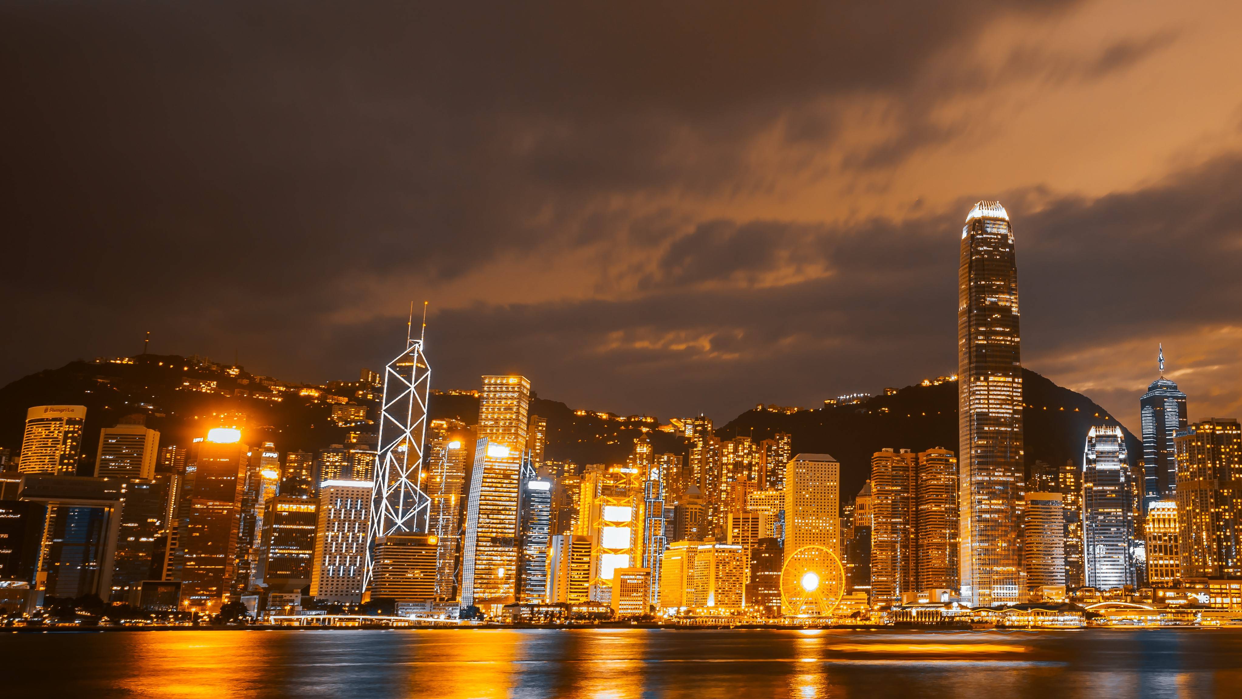 2024香港資料大全正新版,數(shù)據(jù)指導(dǎo)策略規(guī)劃_社區(qū)版24.938