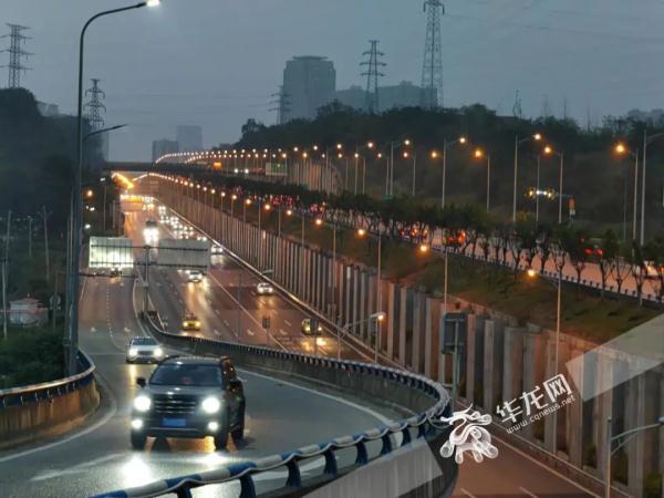 石馬河立交最新動(dòng)態(tài)，自然美景探索之旅的心靈寧?kù)o之旅