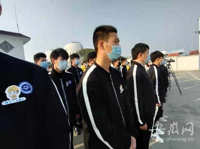 新奧內(nèi)部長(zhǎng)期精準(zhǔn)資料,深入研究執(zhí)行計(jì)劃_味道版74.175