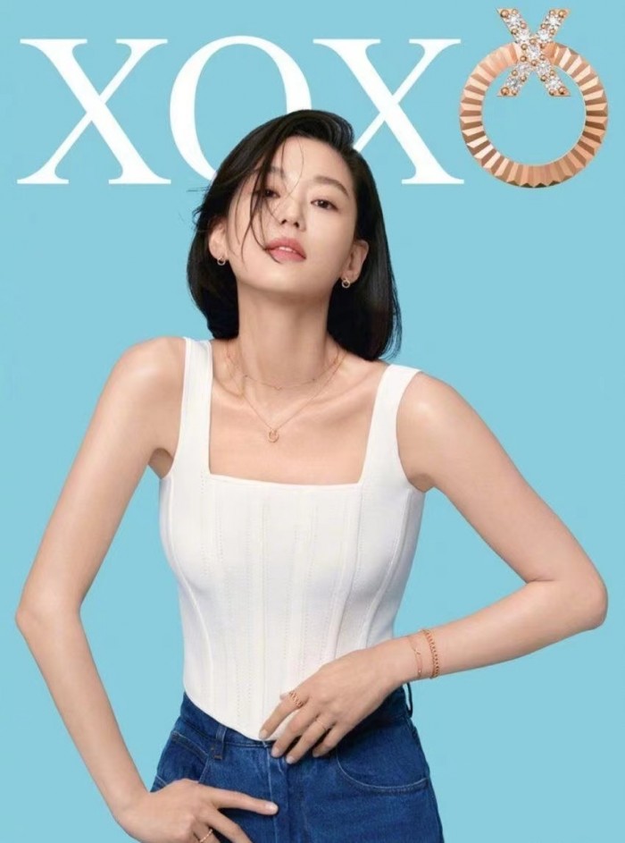 全智賢最新海報(bào),全智賢最新海報(bào)，探索自然美景的旅行，尋找內(nèi)心的平和寧?kù)o