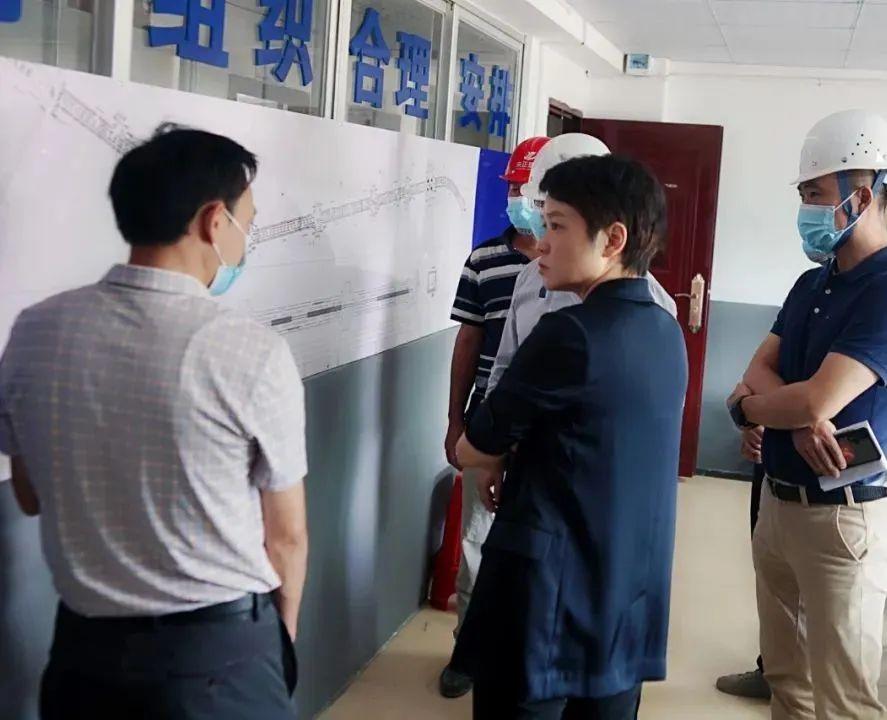 最新黨的進(jìn)展與小巷深處的獨(dú)特風(fēng)味探索之旅