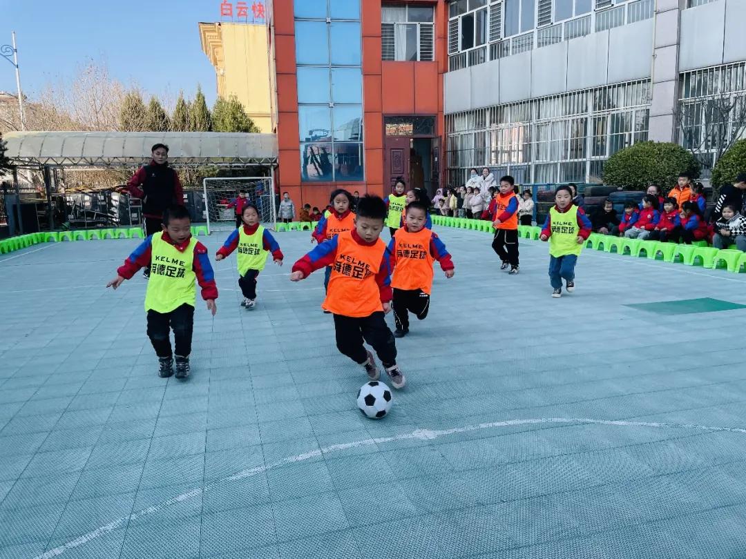 幼兒園新年活動(dòng)最新,幼兒園新年活動(dòng)最新，讓孩子們感受節(jié)日的歡樂與成長(zhǎng)