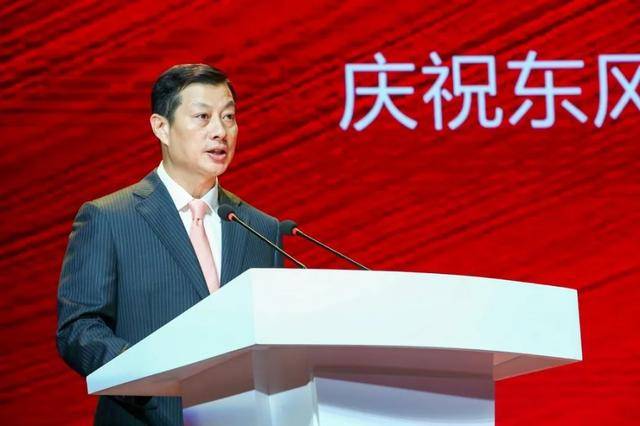 山煤集團(tuán)最新領(lǐng)導(dǎo)陣容亮相，時代的領(lǐng)航者引領(lǐng)前行