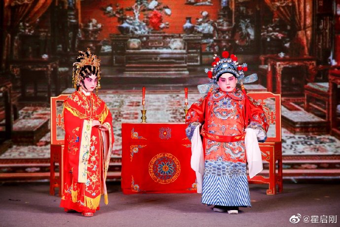 嘟嘟妹最新動(dòng)態(tài)，科技潮流引領(lǐng)，生活品質(zhì)變革