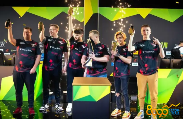 CSGO榮耀之戰(zhàn)，踏上展現(xiàn)才華的賽場(chǎng)，參與各類比賽角逐榮耀！