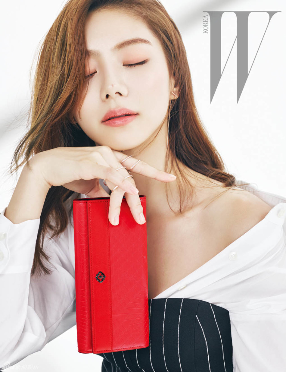 w女演員,揭秘W女演員，星光璀璨之路