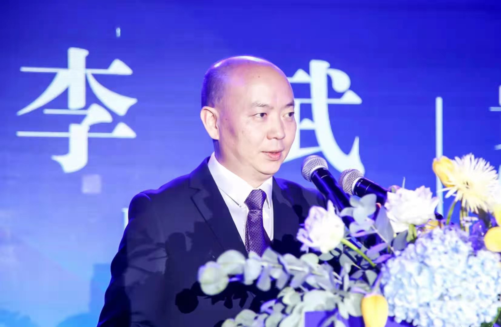 李武最新動態(tài)，時代先鋒的嶄新步伐展露風采