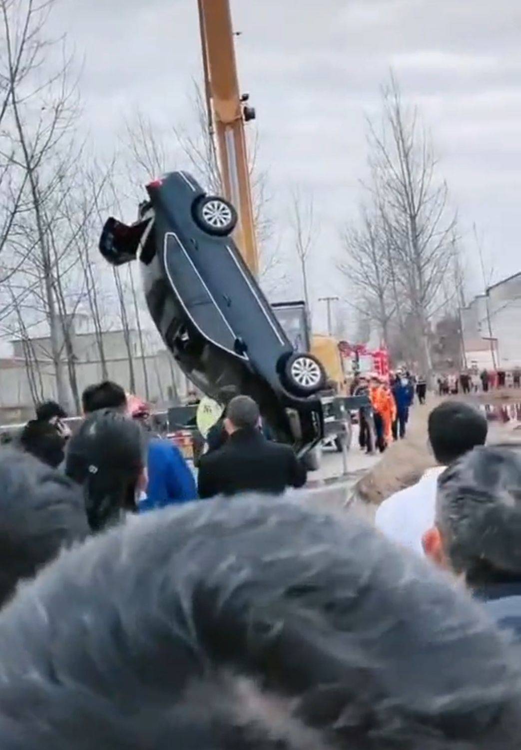 河南信陽潢川車禍悲劇，警示社會，關(guān)注之痛